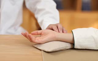 멘토링으로 직원 성과 높이는 법、저성과자 관리、성과 관리 면담、직원 동기부여