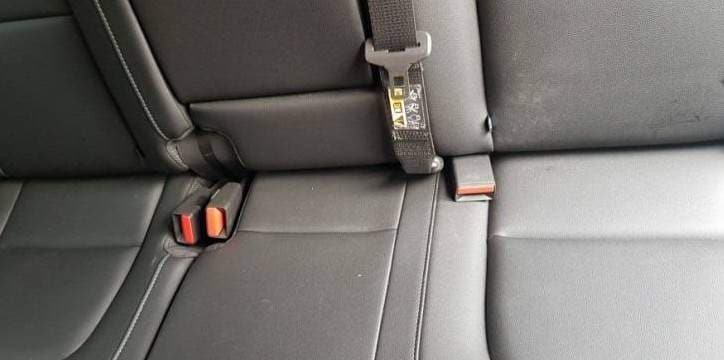 col_a_8 안전벨트 고정클립 이동